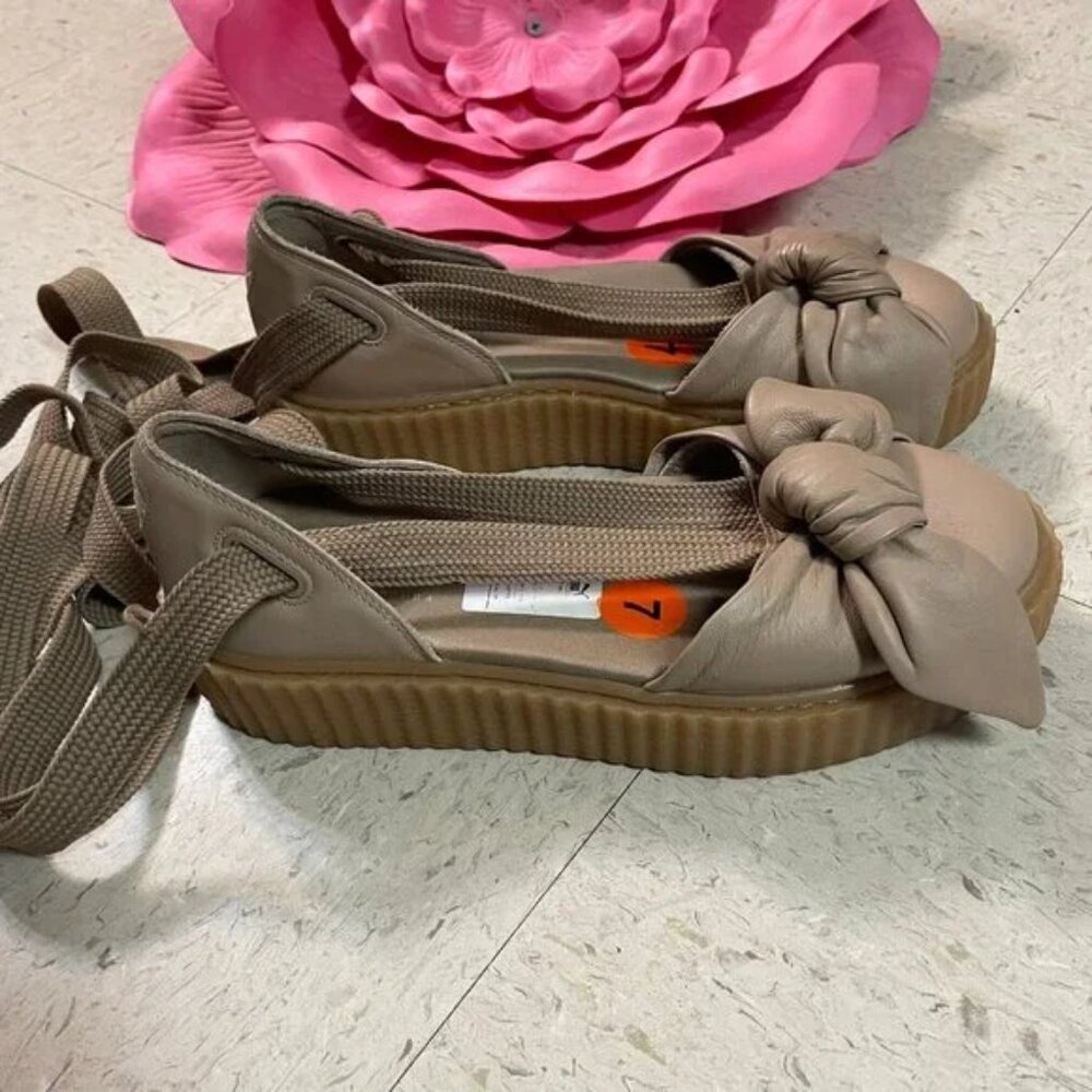 FENTY PUMA By Rihanna Creeper‎ Ballerina Shoe Size 7 Tan Platform Heel Lace-up